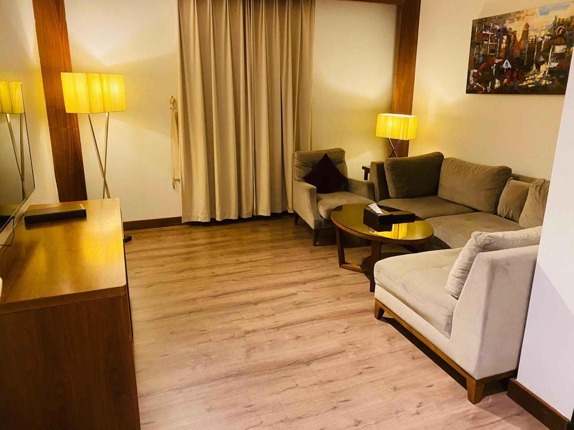 Al Nawras Hotel Jizan Exterior photo
